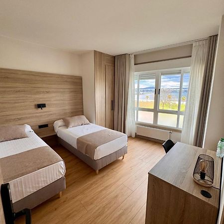 Miramar Suites Sada Bagian luar foto