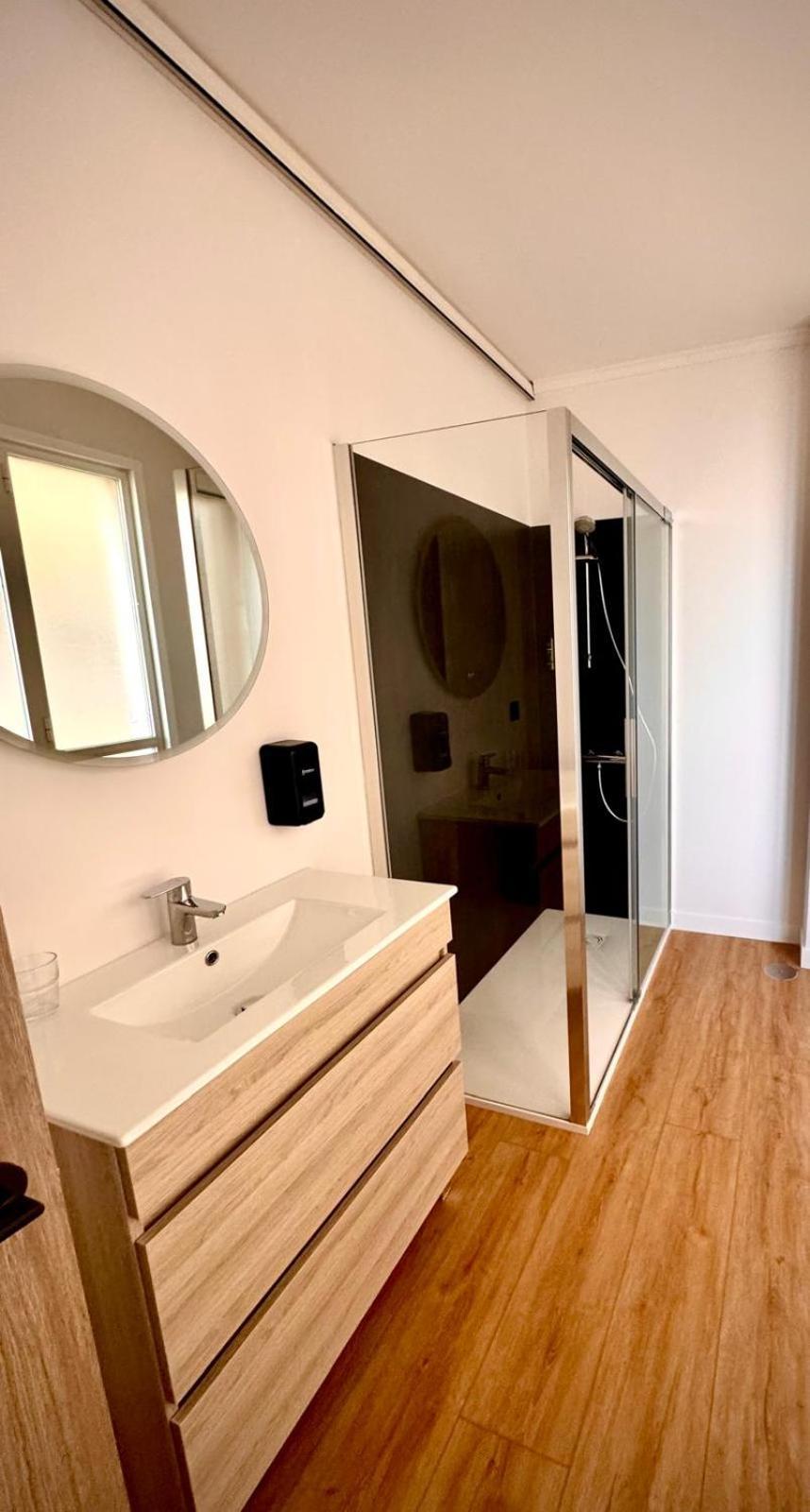 Miramar Suites Sada Bagian luar foto