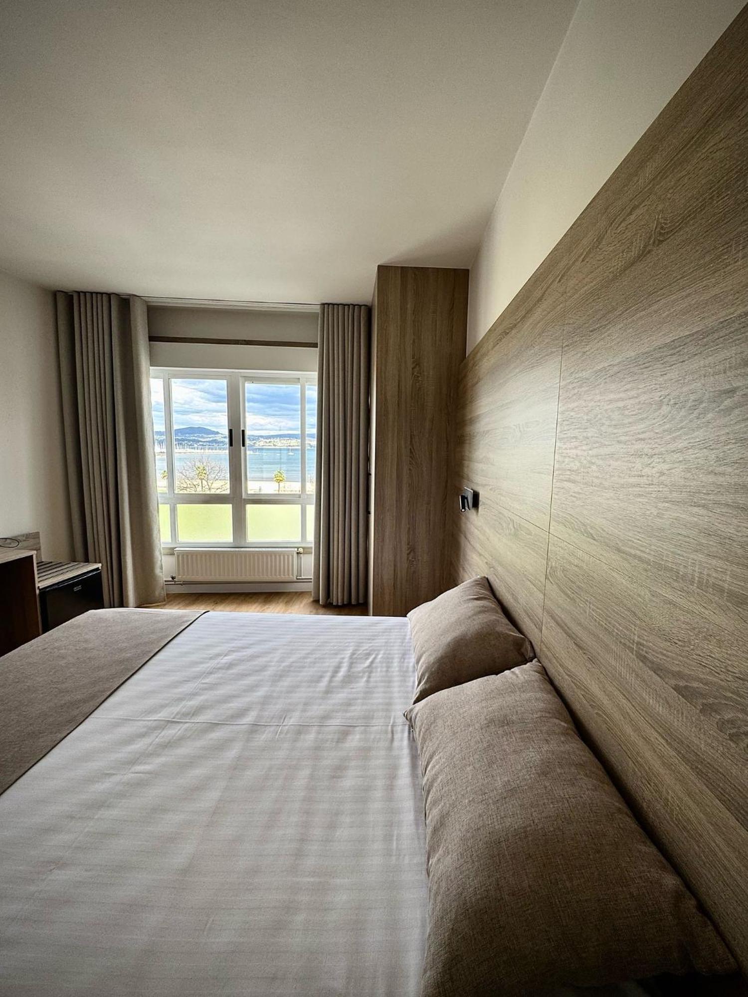 Miramar Suites Sada Bagian luar foto